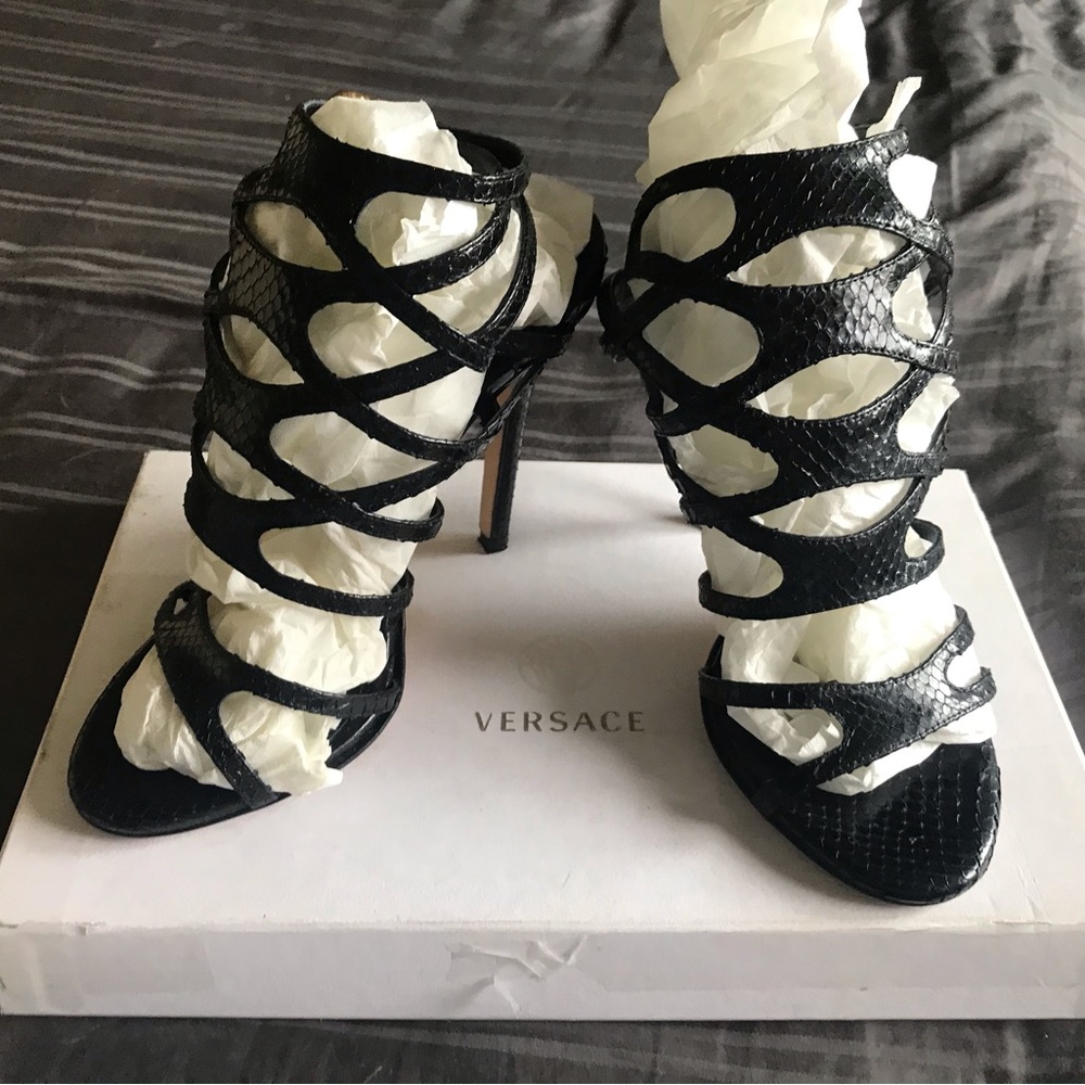 Versace  womans shoe high heels